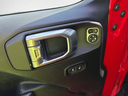 Used 2021 Jeep Wrangler Unlimited Sport AWD/4WD image 14