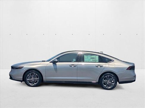 New 2025 Honda Accord EX-L image 5