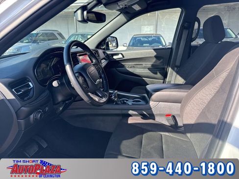 Used 2024 Dodge Durango SXT w/ 3rd Row Seating Group AWD/4WD image 3