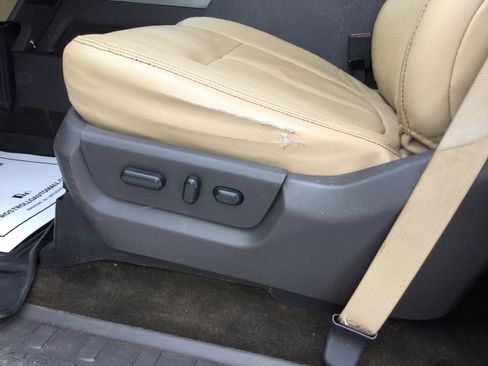 Used 2015 Ford F350 Lariat w/ Chrome Package image 7