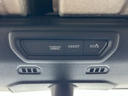 Used 2021 Jeep Gladiator Overland w/ Popular Equipment Package AWD/4WD image 31