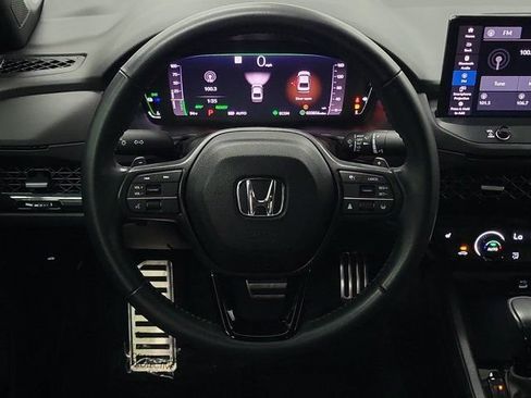 Used 2023 Honda Accord Sport image 17