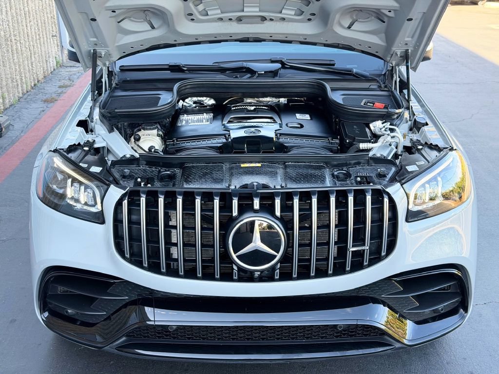 Used 2024 Mercedes-Benz GLS 63 AMG 4MATIC image 25