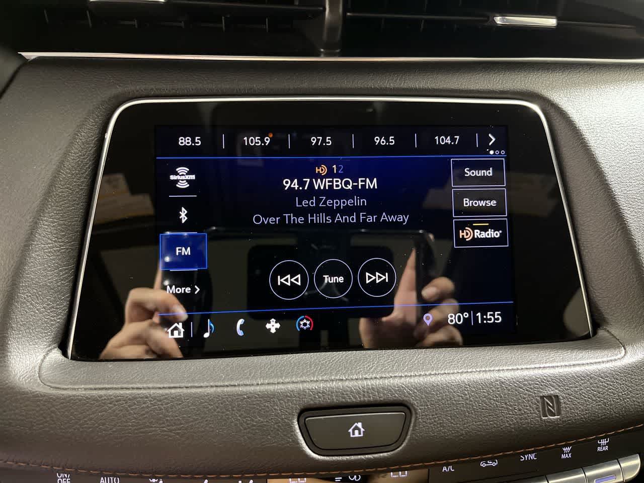 Used 2019 Cadillac XT4 Sport FWD image 18