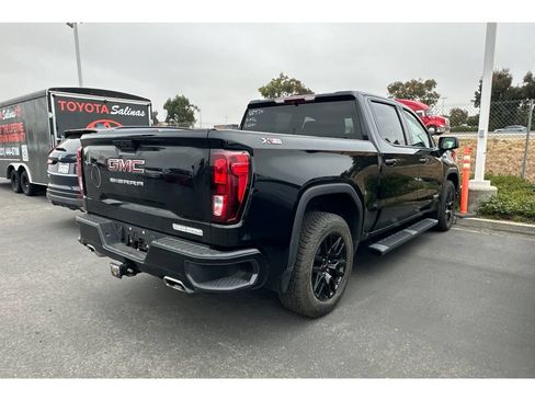 Used 2024 GMC Sierra 1500 Elevation w/ X31 Off-Road Package AWD/4WD image 5