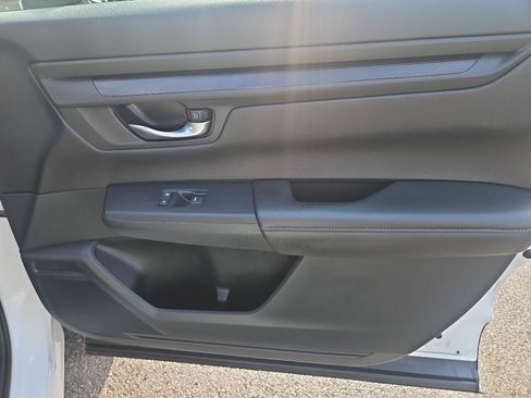 Used 2024 Honda CR-V EX image 19