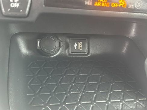 Certified 2025 Toyota RAV4 LE image 35