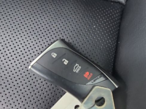 Used 2019 Lexus ES 300h w/ Premium Package FWD image 33