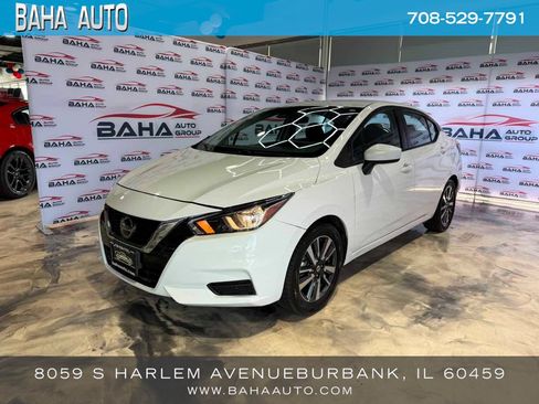 Used 2022 Nissan Versa SV FWD image 1