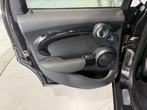 Used 2018 MINI Cooper S FWD image 51