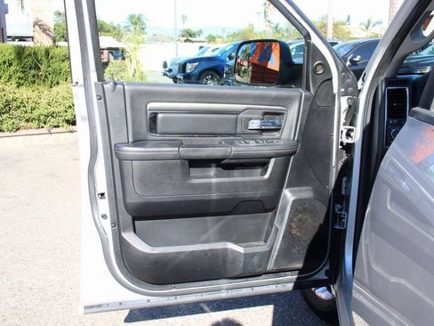Used 2014 RAM 1500 Sport RWD image 14