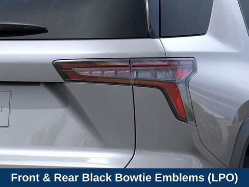 Used 2025 Chevrolet Equinox LT image 12