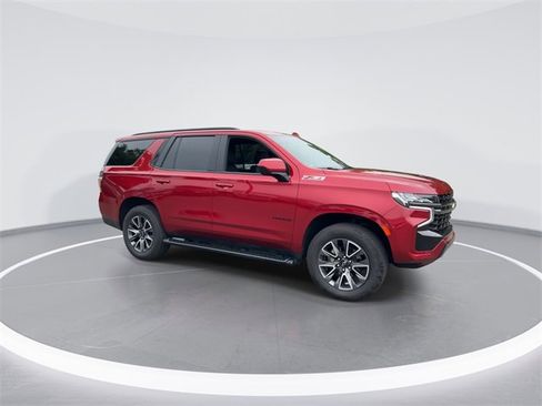 Used 2021 Chevrolet Tahoe Z71 image 2