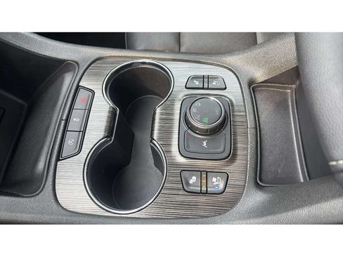 Used 2023 GMC Acadia SLT w/ Preferred Package AWD/4WD image 23