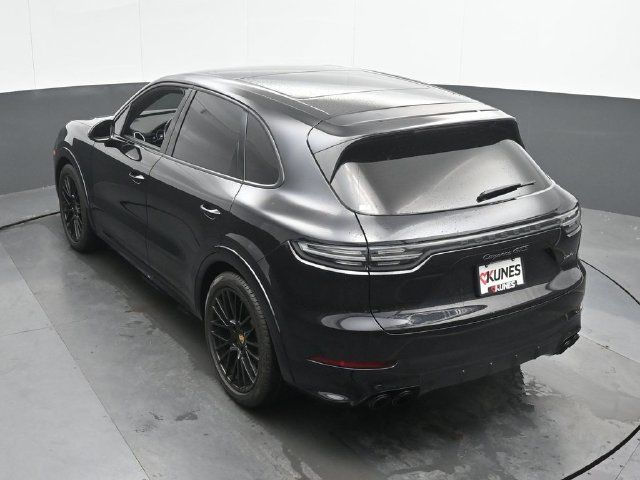 Used 2021 Porsche Cayenne GTS AWD/4WD image 25
