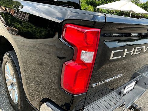 Certified 2021 Chevrolet Silverado 1500 LTZ image 28