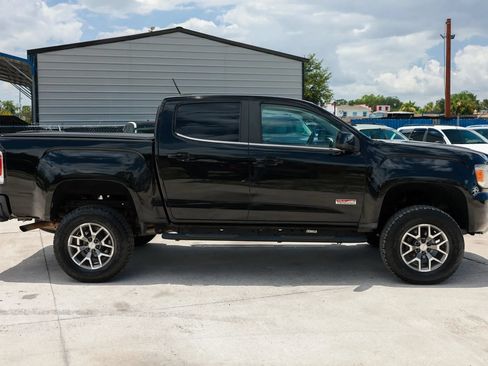 Used 2017 GMC Canyon SLE w/ All Terrain X Package AWD/4WD image 8