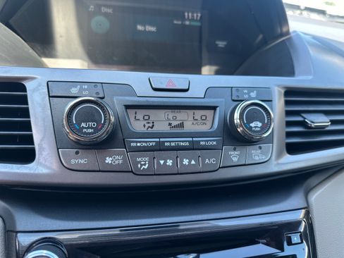 Used 2016 Honda Odyssey Touring image 31
