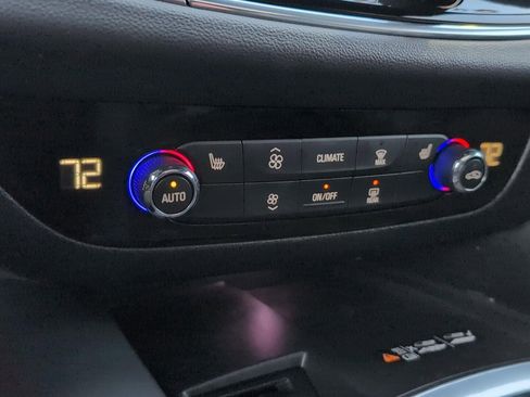 Used 2024 Buick Enclave Essence w/ Experience Buick Package image 31