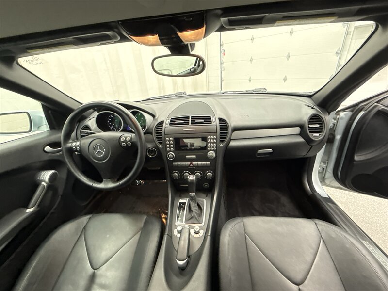 Used 2007 Mercedes-Benz SLK 350 image 16