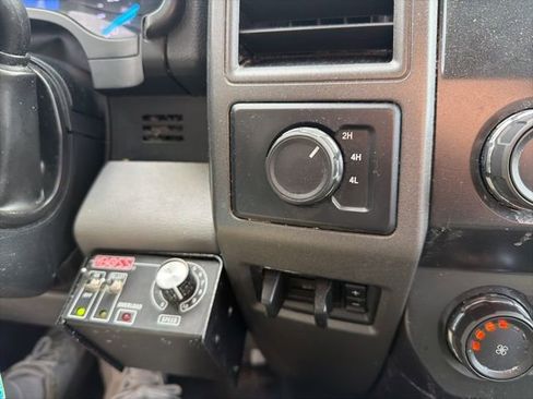 Used 2019 Ford F250 XL w/ STX Appearance Package image 35