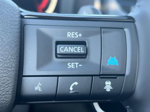 New 2026 Nissan Rogue Platinum AWD/4WD image 13