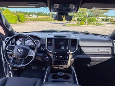 Used 2020 RAM 1500 Big Horn AWD/4WD image 14