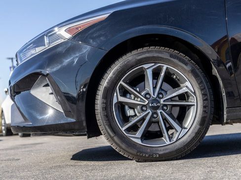 Used 2023 Kia Forte LXS FWD image 10