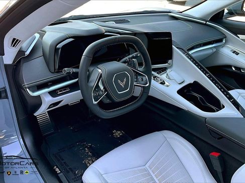 Used 2025 Chevrolet Corvette Stingray Premium Conv w/ 3LT image 12