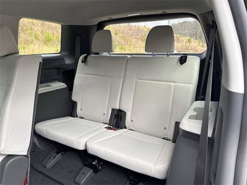 New 2026 Hyundai Santa Fe SE image 27