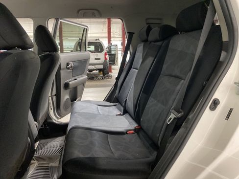 Used 2011 Scion xB image 10