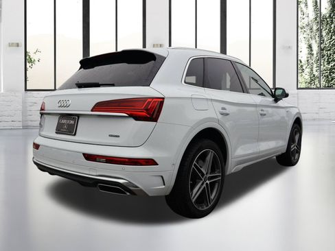 Used 2023 Audi Q5 e Prestige AWD/4WD image 5