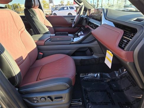 New 2026 INFINITI QX80 Autograph w/ Premium Cargo Package image 22