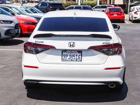 Used 2025 Honda Civic Sport image 12