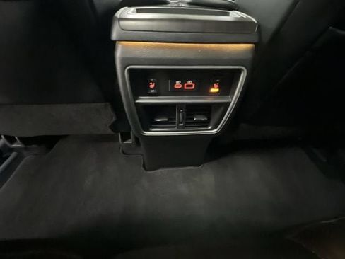 Used 2019 Nissan Murano Platinum FWD image 22
