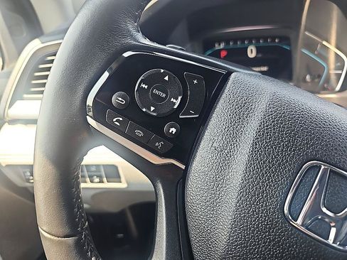 Used 2018 Honda Odyssey EX-L image 21