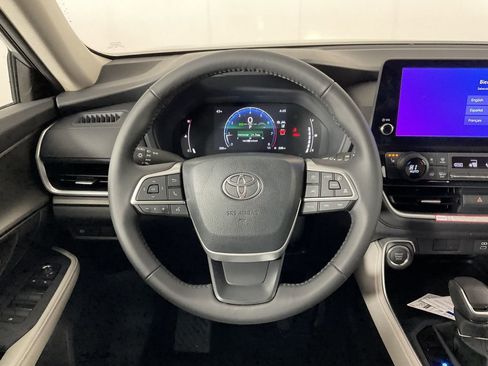 New 2026 Toyota Grand Highlander XLE image 11