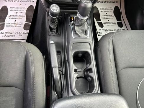 Used 2021 Jeep Wrangler Unlimited Sport AWD/4WD image 20