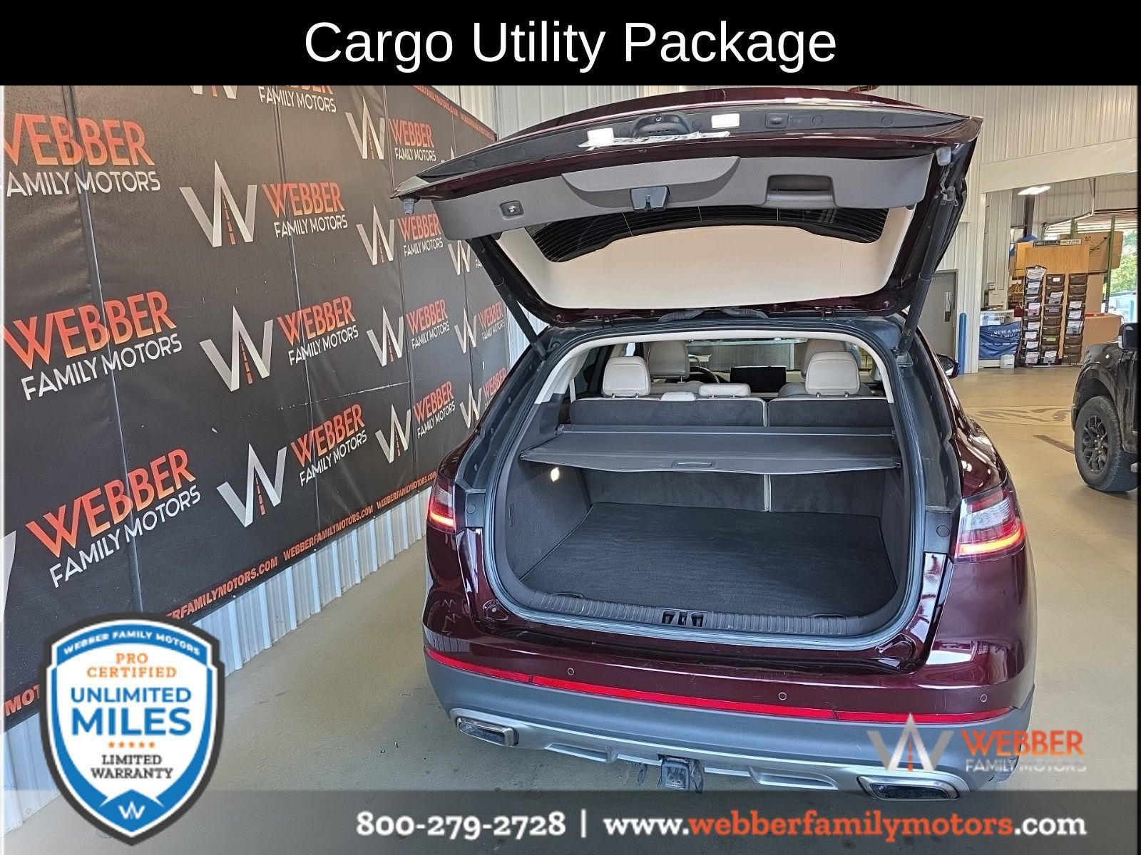 Used 2023 Lincoln Nautilus Reserve w/ Luxury Package AWD/4WD image 6