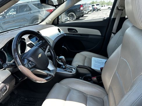 Used 2012 Chevrolet Cruze LT FWD image 9
