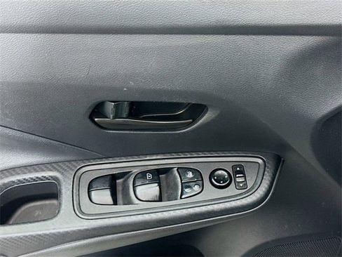 Used 2021 Nissan Versa S image 17
