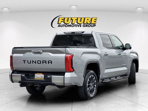 Used 2024 Toyota Tundra Limited AWD/4WD image 7