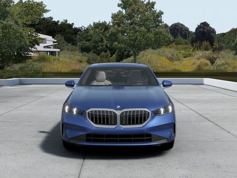 New 2026 BMW 530i 530i Sedan image 3