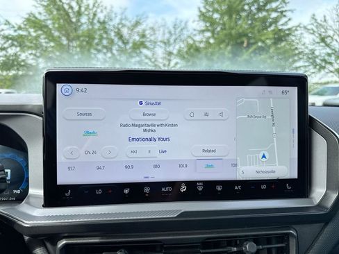 Used 2025 Ford Bronco Sport Outer Banks w/ Outer Banks Tech Package+ AWD/4WD image 14