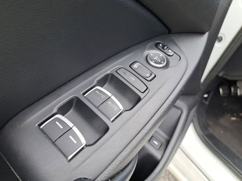 Used 2018 Honda Accord Sport image 16