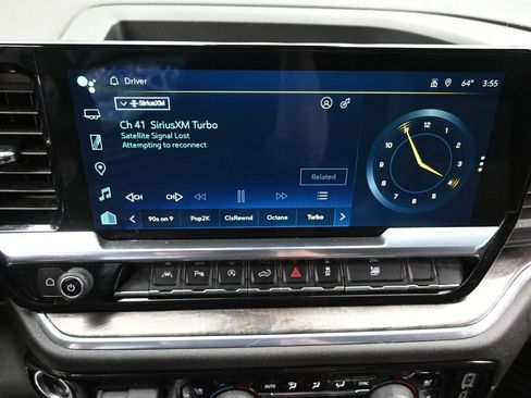 Used 2024 Chevrolet Silverado 1500 LTZ w/ LTZ Convenience Package II image 19