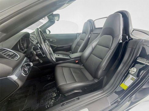 Certified 2021 Porsche 718 Boxster image 5