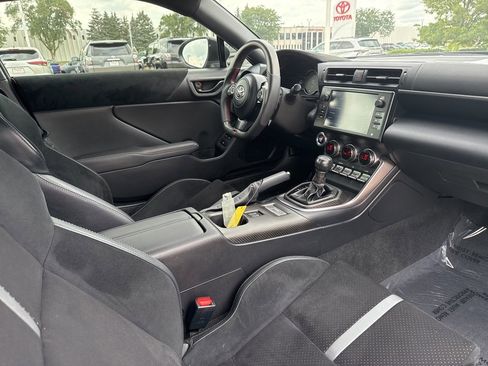 Used 2023 Toyota GR86 Premium w/ ALL Weather Mat Package (TMS) image 24