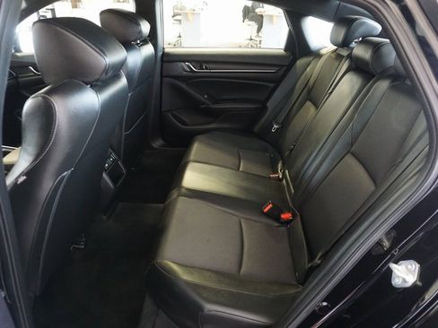 Used 2022 Honda Accord Sport image 18