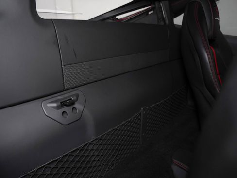 Used 2022 Ferrari F8 Tributo image 36